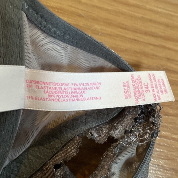 ❤️ Victoria’s Secret Lace Body By Victoria Racerback Demi Bra 34C - Picture 2 of 7